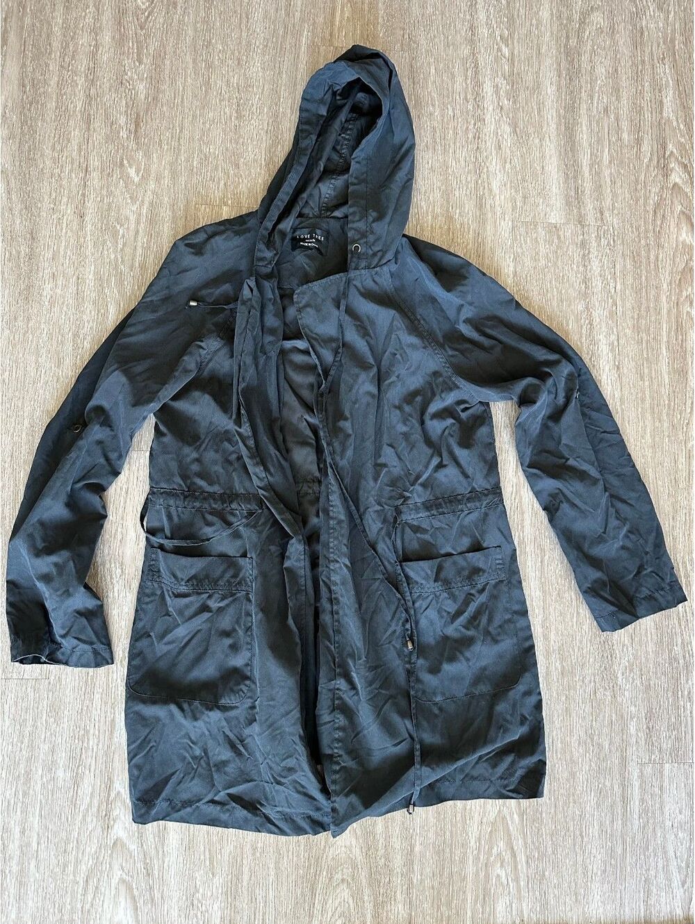 Love Tree black long sleeve jacket